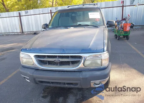 2000 Ford Explorer Xlt из США, поврежденный, VIN 1FMZU83P7YZA23894